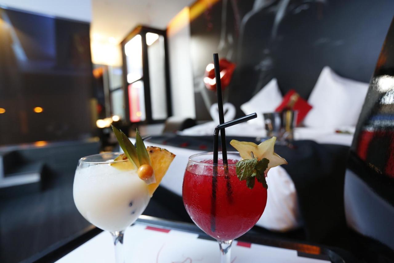 Hotel Loob Madrid (Adults Only) ตอร์เรคอน เด อาร์ดอซ ภายนอก รูปภาพ
