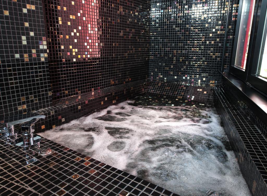Hotel Loob Madrid (Adults Only) ตอร์เรคอน เด อาร์ดอซ ห้อง รูปภาพ